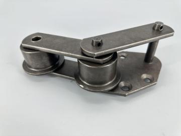 Stacker-reclaimer chains for the mining industry