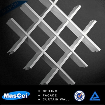 Open grid suspended ceiling tile