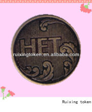 silver Pineapple Iron token