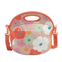 lunch bag with shoulder straps