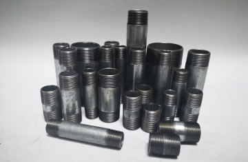 GALVANIZED PIPE NIPPLES