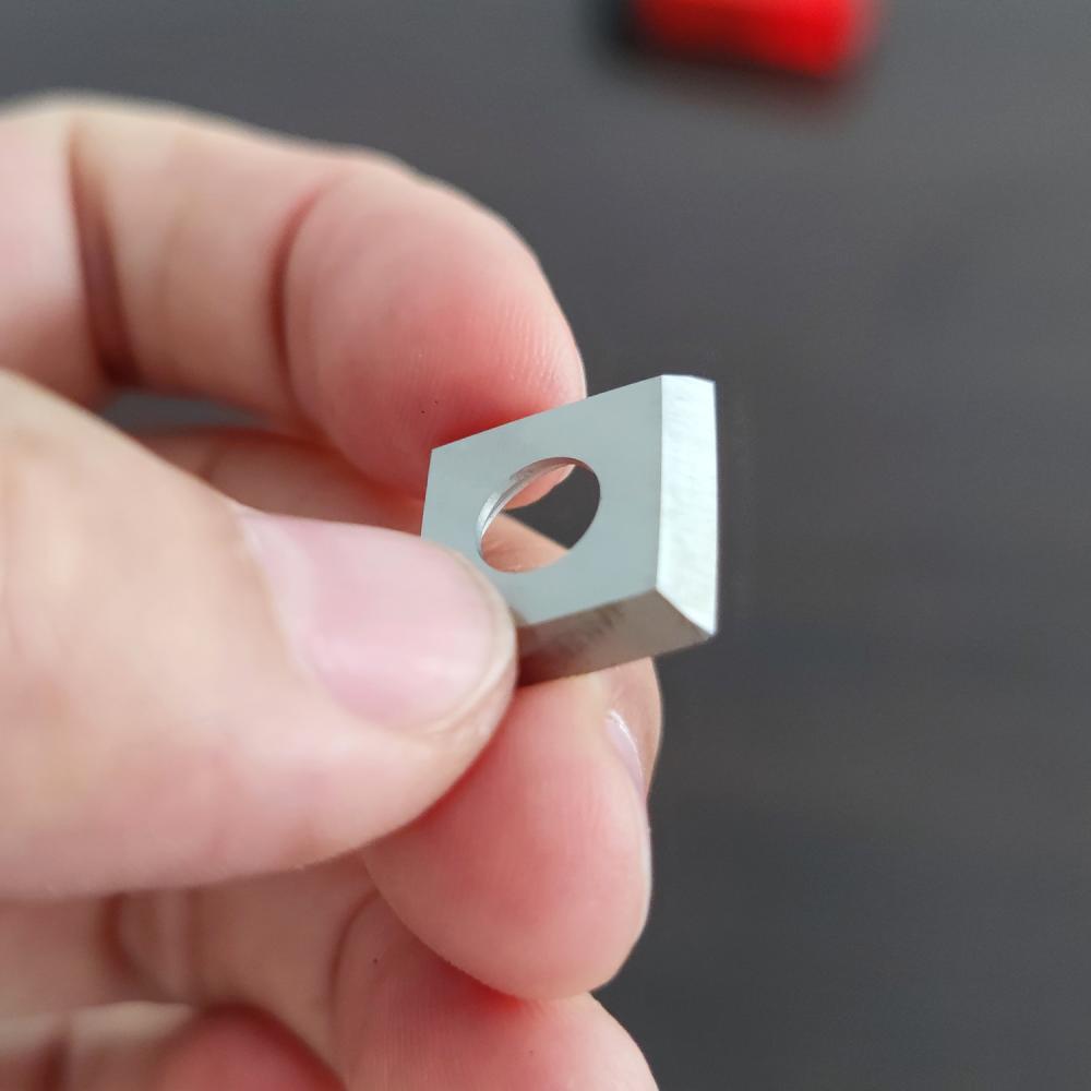 solid carbide square knife