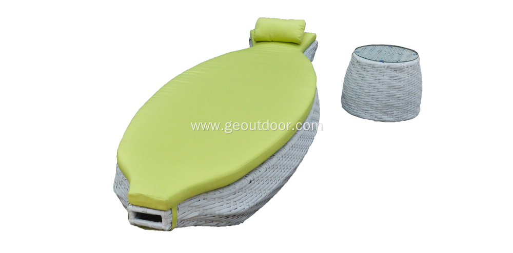 popular outdoor beach rattan sun lounger