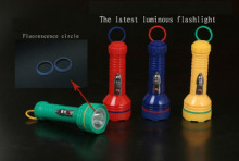 the hottest plastic flashlight with glow ring