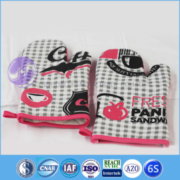 cheap funny double custom printed cotton oven mitts