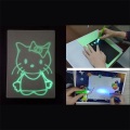 Prancha de desenho fluorescente Magic Freeze Light com caneta