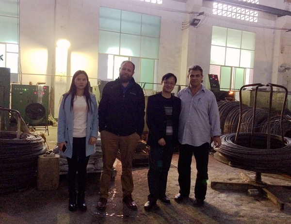 Processo de formação de parafuso personalizado na China segmentou carboneto hex