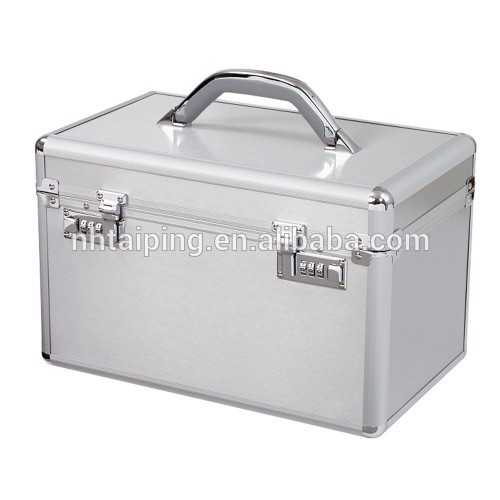 Folding aluminum portable jewelry case with combination lock