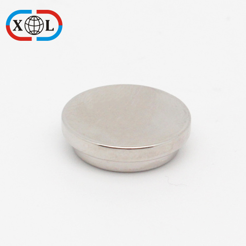 Round base hat magnet for LED light mount