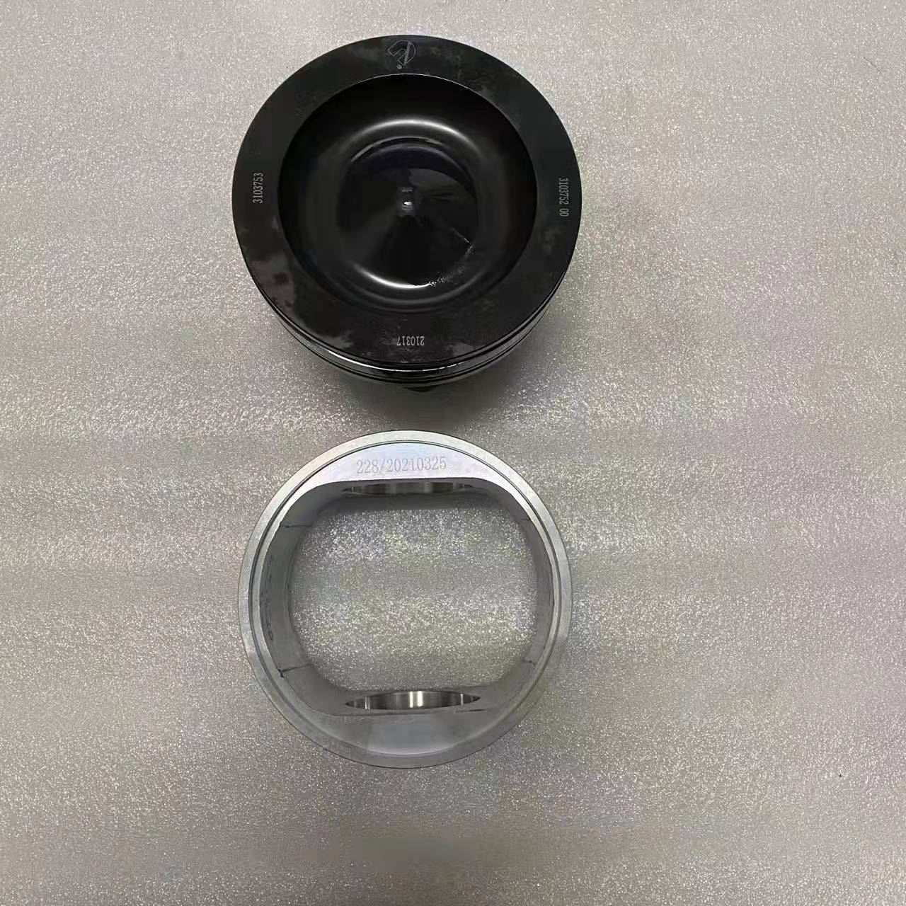 Piston 3103752 Piston 3103752