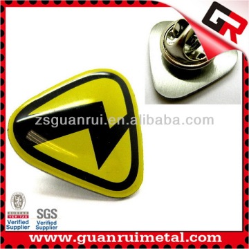 Top quality Hot Sale triangle lapel pin