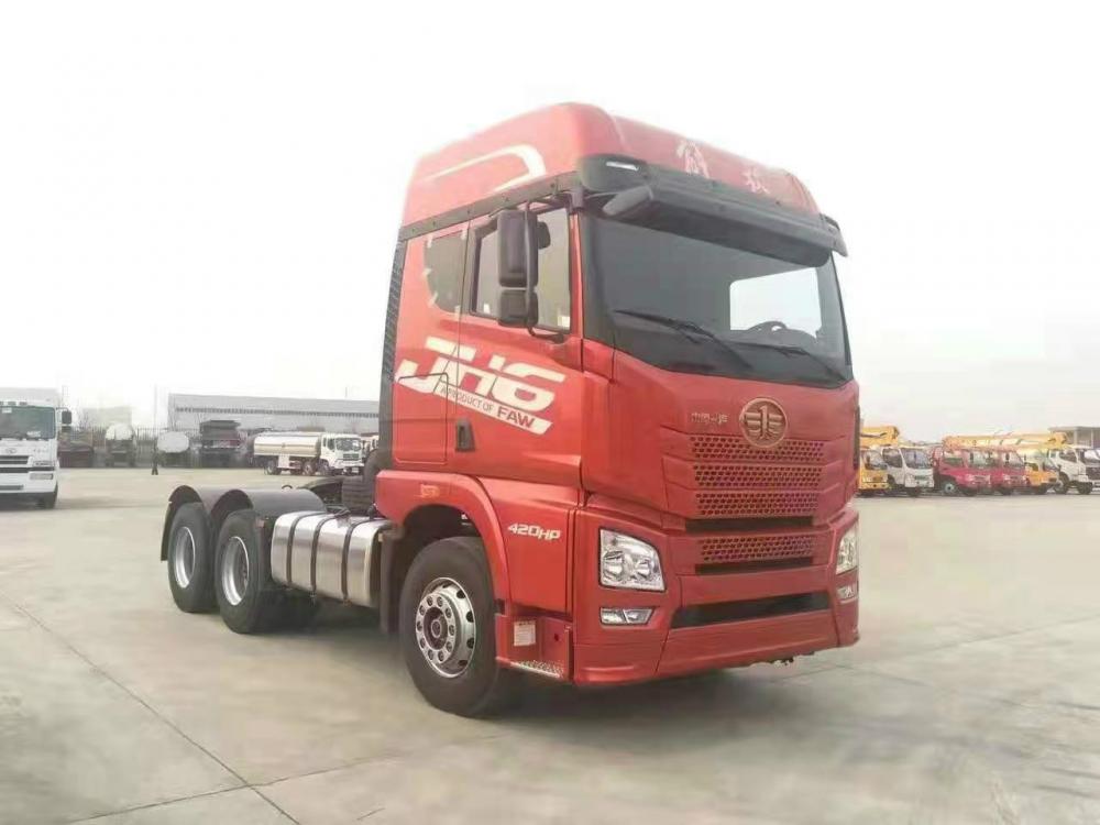 6x4 420HP رأس شاحنة جرار مستعملة