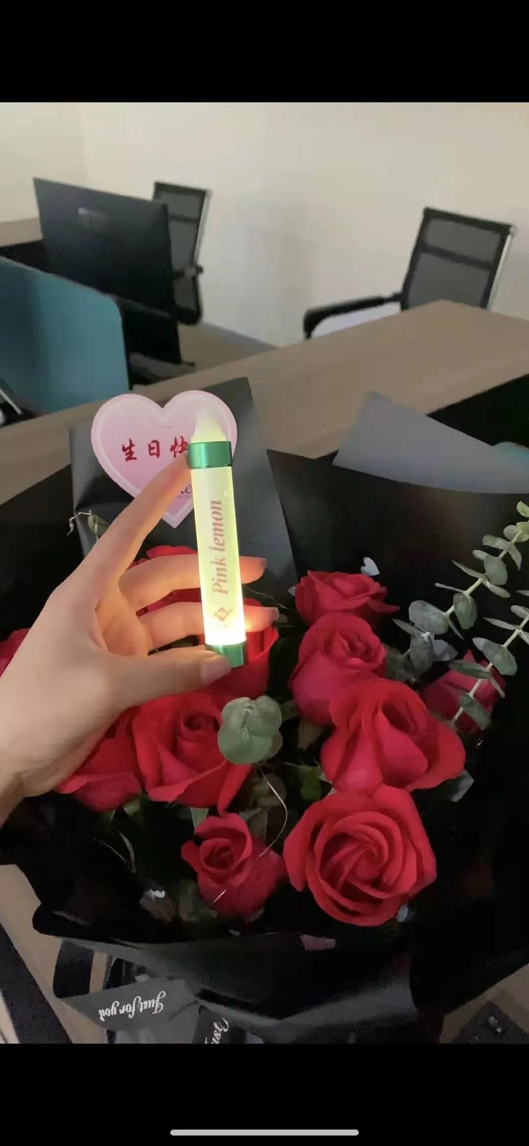 800 Puffs Fruit Flavor Disposable Cigarette Vape Pen LED Light Flash E Cigarette Factory Price