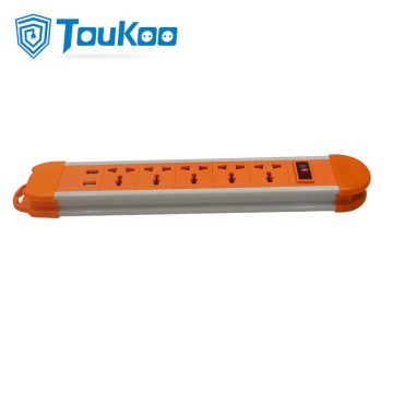 Universal 5 way power strip with USB Socket