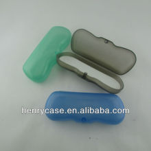 transparent plastic glasses case
