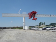 Overhead and Gantry Cranes