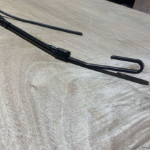 7.5x0.5x0.3cm Steel SINOTRUK Universal Windshield Wipers WG1642740011