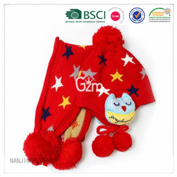 Rosso stelle stampa Earflap cappello sciarpa Set