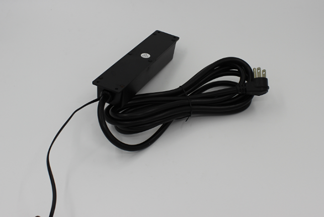 Prise de courant en surface à 3 prises avec ports USB 3 Sockets Surface Power Outlet with USB Ports