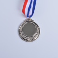 Medalla en blanco de deportes de metal personalizado chapado en oro de alta calidad