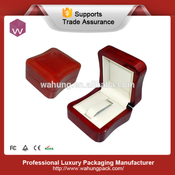 red single wooden watch box packaging