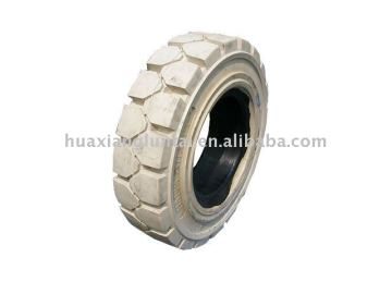 non marking solid tyre