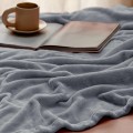 selimut bulu lembut microfiber fleece lempar selimut
