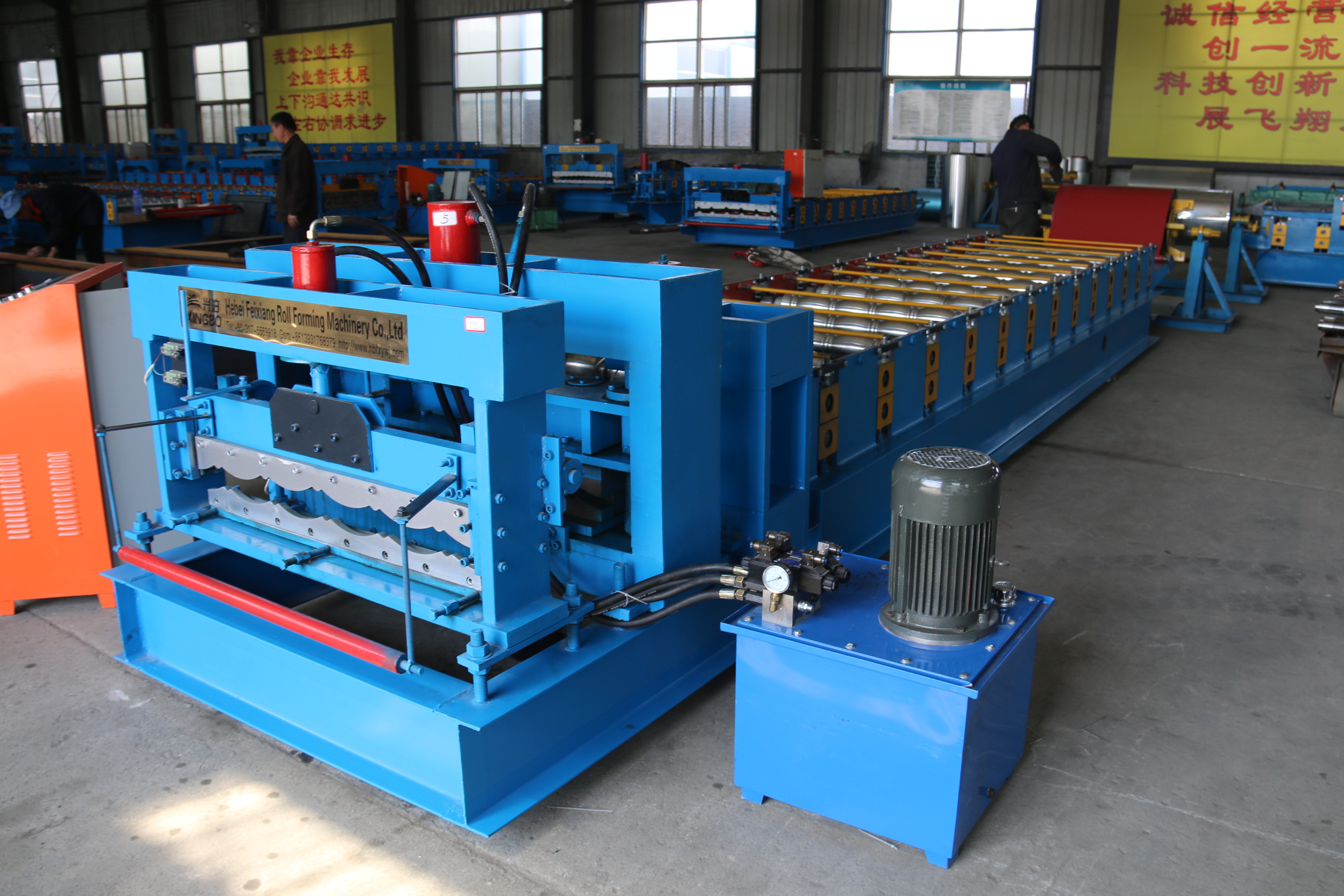 CE roof panel metal sheet glazed tile roll forming machine