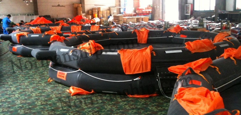 65 persons open-reversible inflatable liferaft