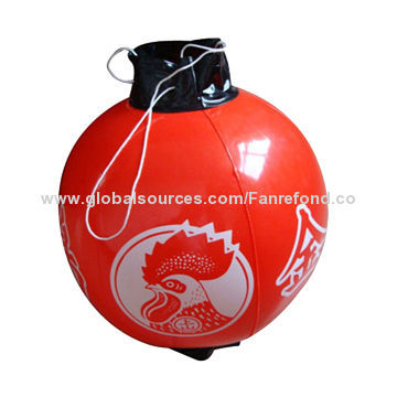 Inflatable clothes hanger