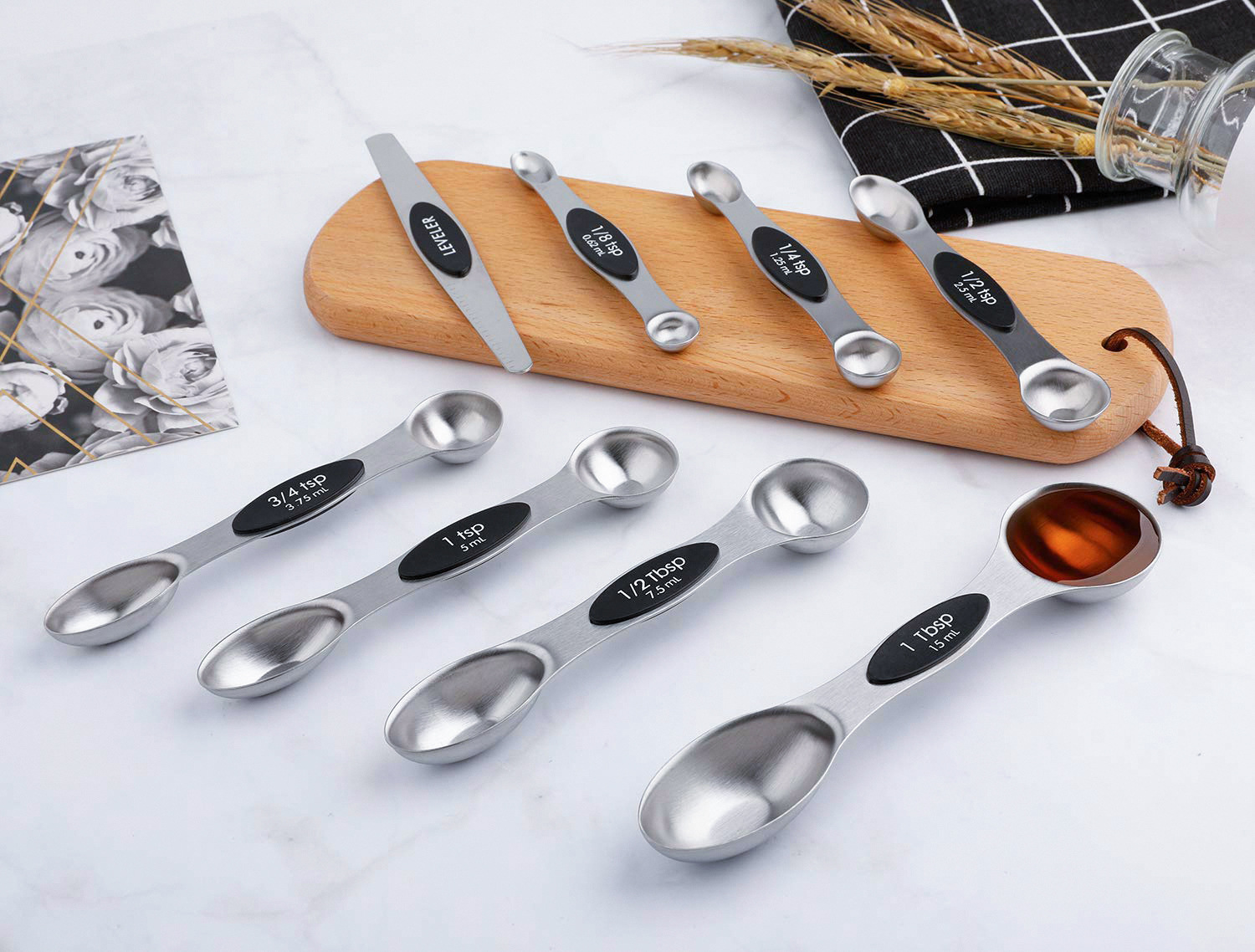 Yuming Kitchen 8pcs Measuring Spoon Scoop Set with lever Double Side Stackable Scoop