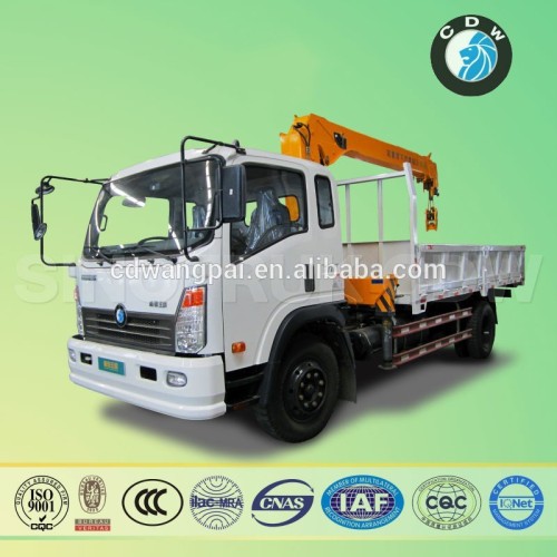 sinotruk small 6 ton sinotruk cargo crane truck made in china