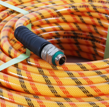 High-pressure PVC hose for spraying