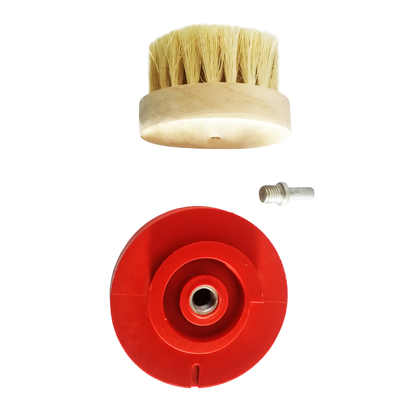 Automatic carpet cleaning brush with nylon bristle