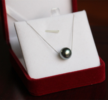 AAA 10-11MM Nuture black color pearl with 18K gold , Round parl