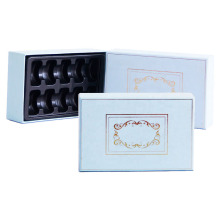 Customized macaron paper packaging with plastic inner pad