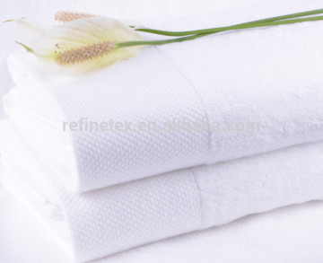 Cheap disposable hotel bath towel