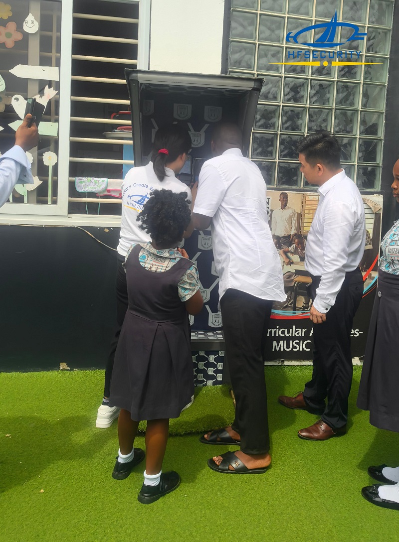 HFSecurity Melawat Sekolah Ghana, Sistem Kehadiran Palm Vein Membantu Pembinaan Kampus Pintar HFSecurity Visits Ghanaian Schools, Palm Vein Attendance System Aids Smart Campus Construction