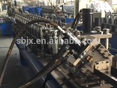 Stud roll forming machine