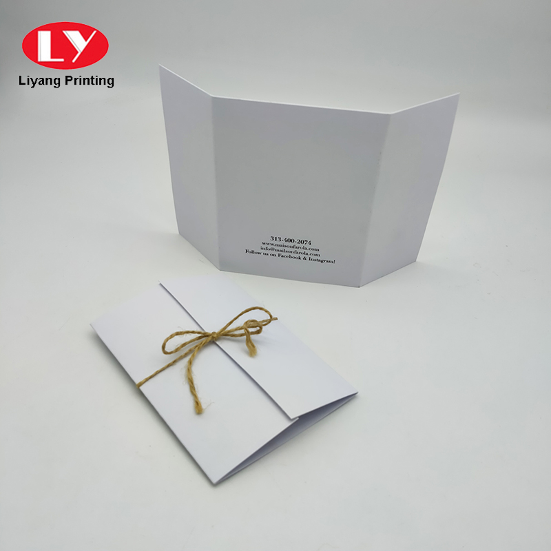 مخصصات هدية بيضاء مخصصة Tri-Fold Gift Thank You Card