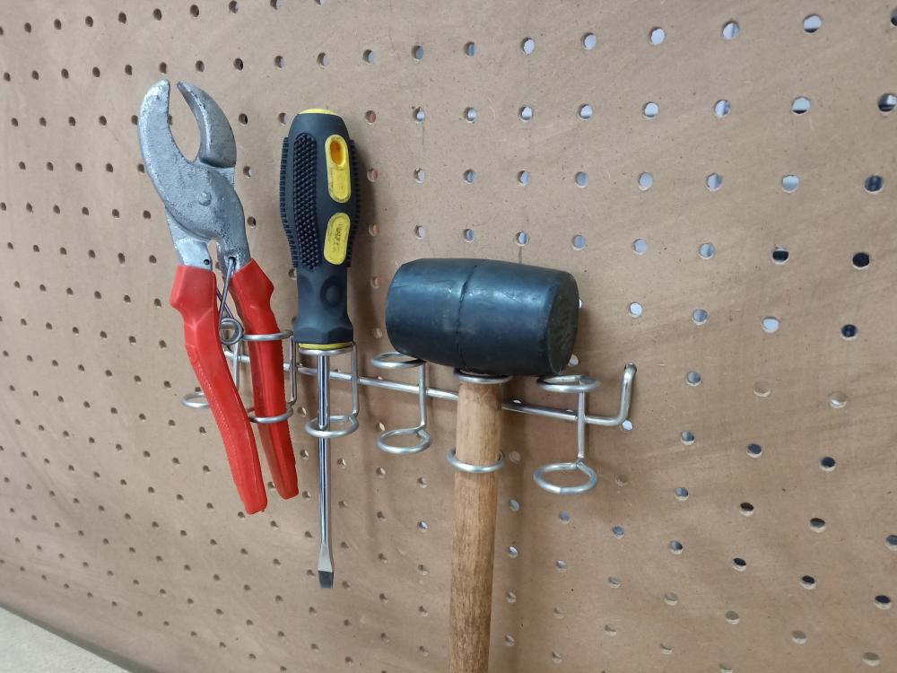 Chrome Plated Multiple Hanging Tool Pegboard