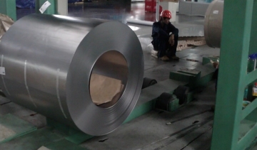 Ambient Temperature Swing Arm baler