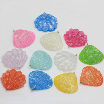 Cabochon con conchiglia glitterata colorata con mini ciondoli in resina con foro sospeso per decorazioni giocattolo per bambini, perline, ornamenti appesi alla melma