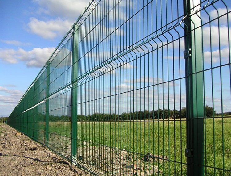 3D Welded Triangle Bending Curved Wire Mesh Fence