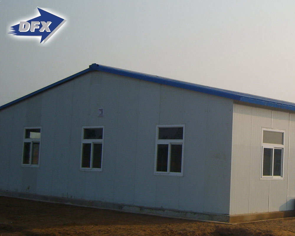 China well design prefabricated light steel structure feeder pig farming barn shed with equipments