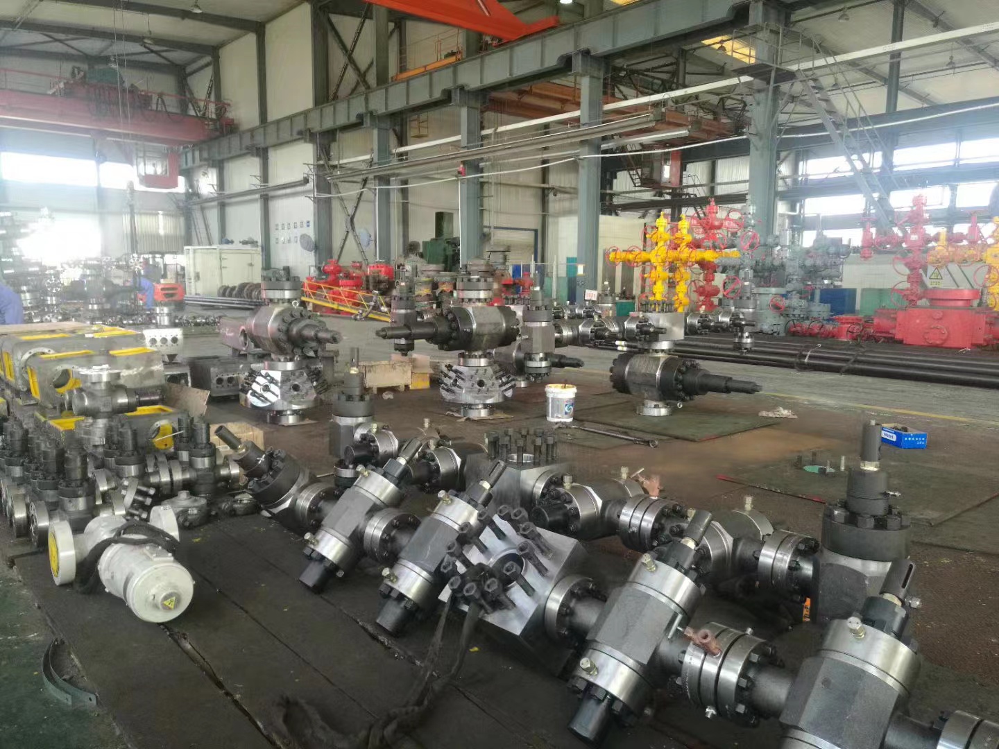 API standard casing head and casing head spool wellhead equipment