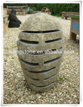 Column style old design stone garden lantern