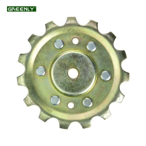 87473652 Cornhead gathering chain idler sprocket