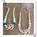 Muticolor Design Crochet Wood Beads Kalung