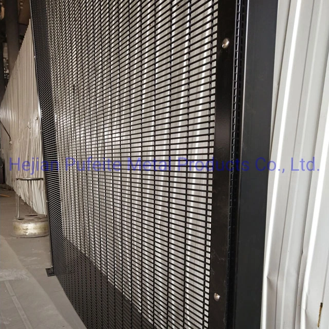 Powder Coated High Security Anti-Climb Farm 358 Wire Mesh Fence.